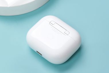 Tai nghe Bluetooth AirPods 3 Wireless Charge Apple MME73 Trắng