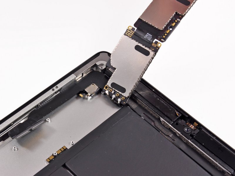 Thay IC nguồn iPad 2