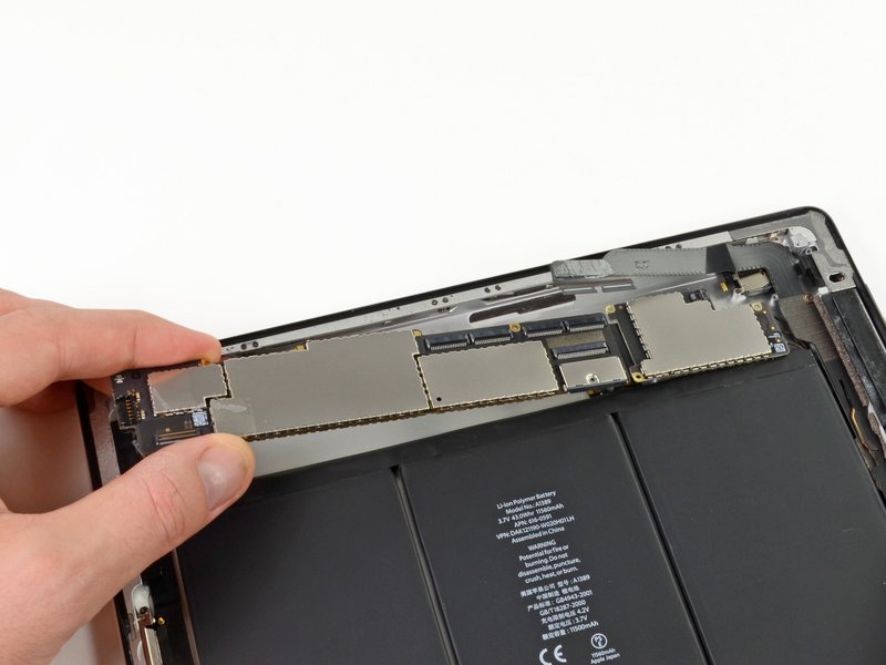 Thay mainboard iPad 2