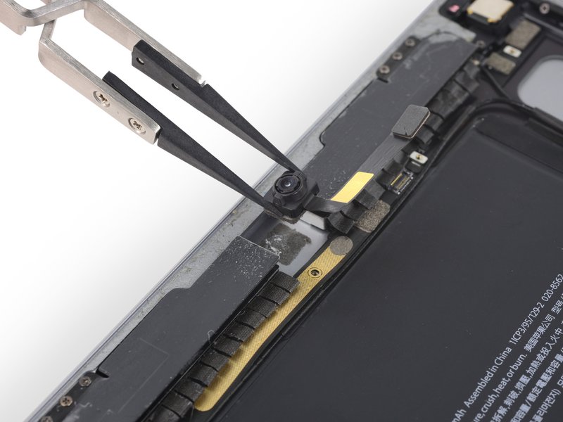 Thay camera trước iPad Air