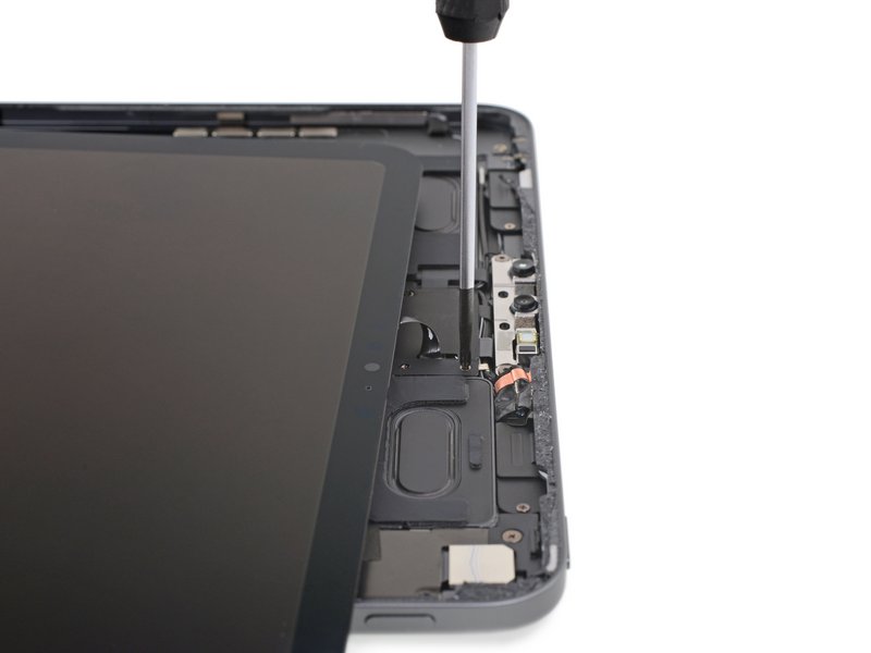 Thay IC nguồn iPad Pro 11 inch 2018