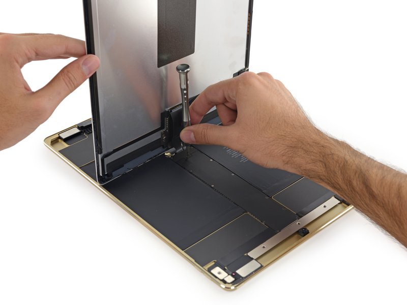 Sửa thay nút nguồn iPad Pro 12.9 inch 2015