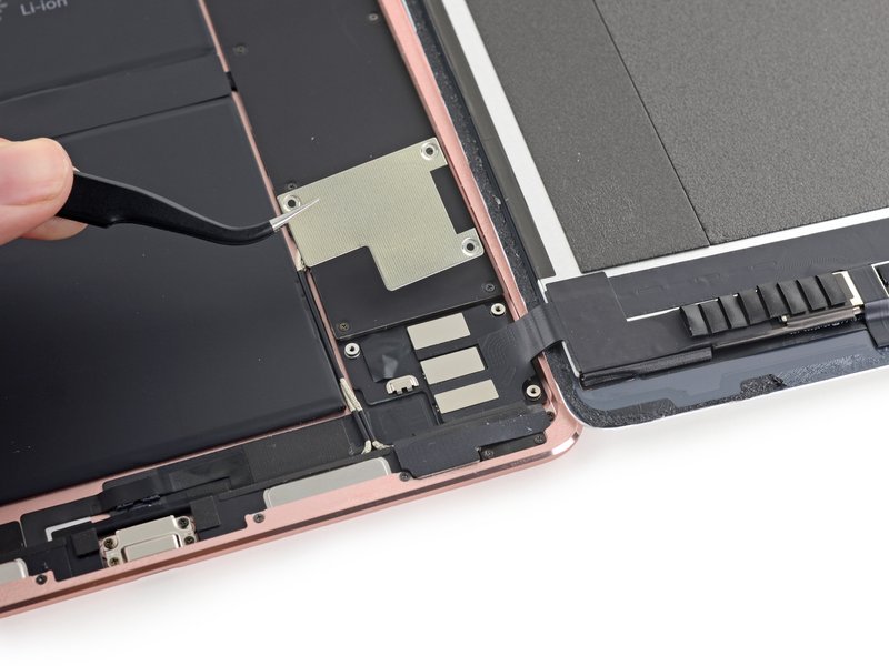 Sửa lỗi không nhận sạc iPad Pro 9.7 inch 2016