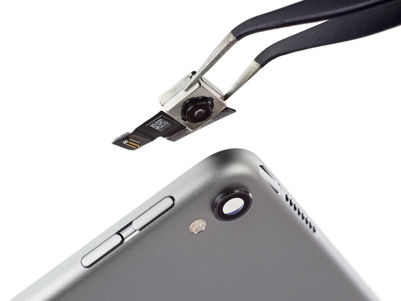 Thay camera sau iPad Pro 9.7 inch 2016