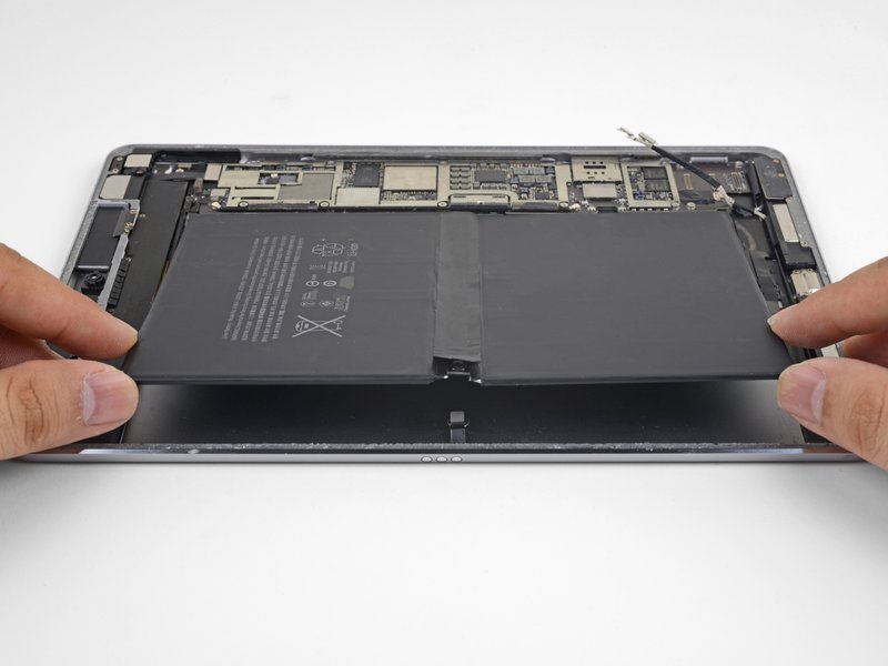 Thay pin iPad Pro 9.7 inch 2016
