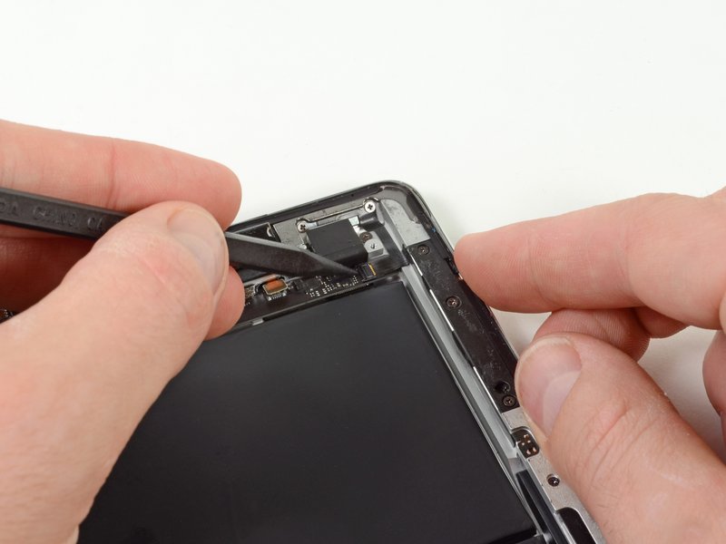 Sửa thay nút nguồn iPad 2