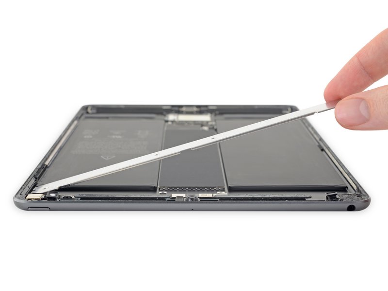 Thay IC nguồn iPad Air 3