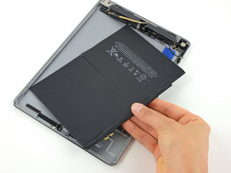 Thay pin iPad Air