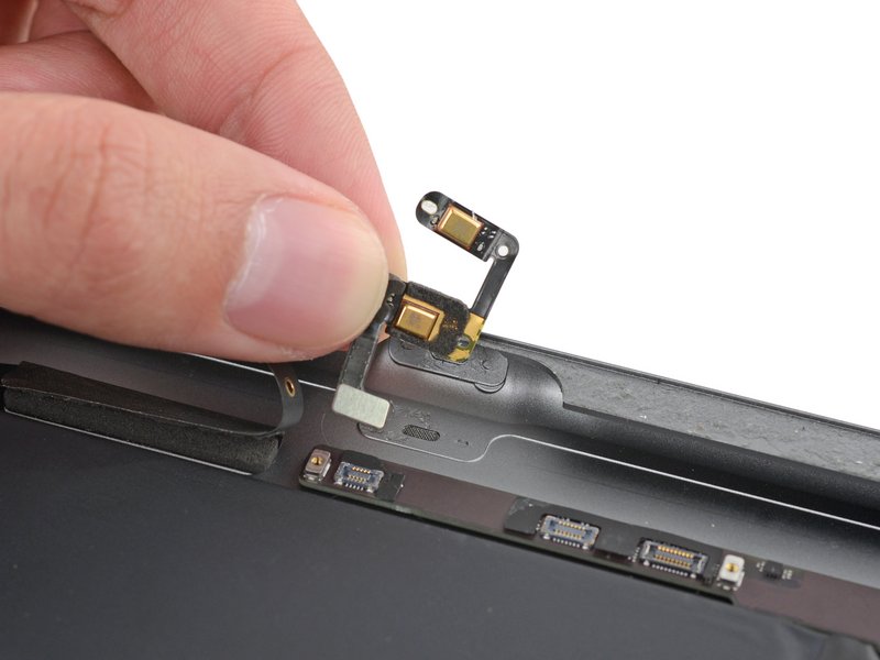 Sửa lỗi không nhận sạc iPad Gen 5 2017