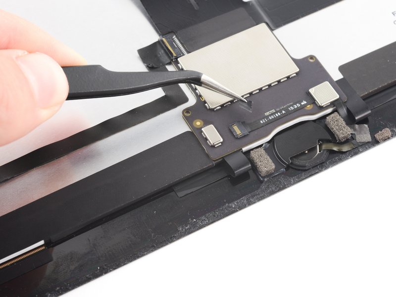 Sửa lỗi không nhận sạc iPad Pro 12.9 inch 2017