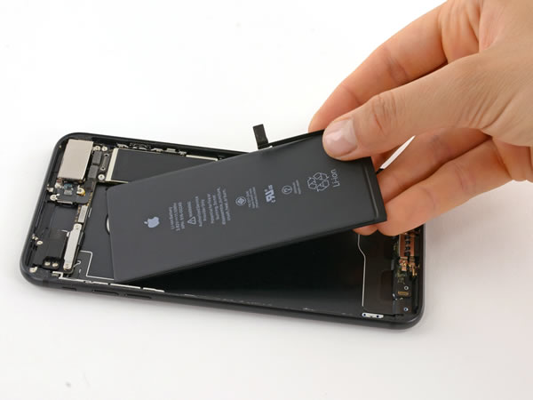 Thay pin iPhone 7