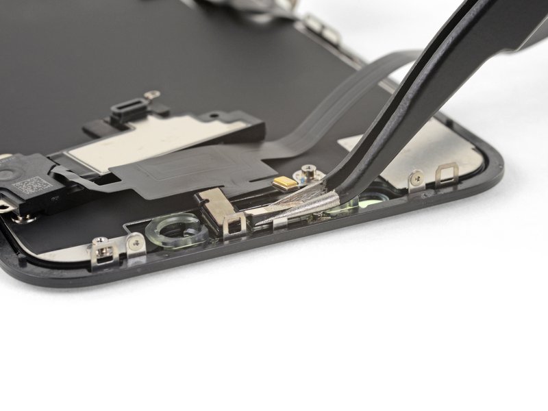 Thay cáp nguồn iPhone Xr