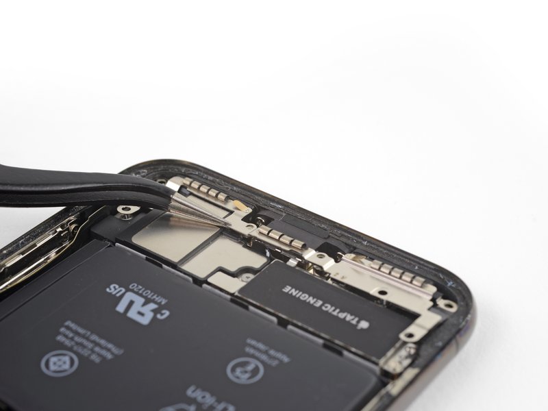 Thay loa iPhone Xs