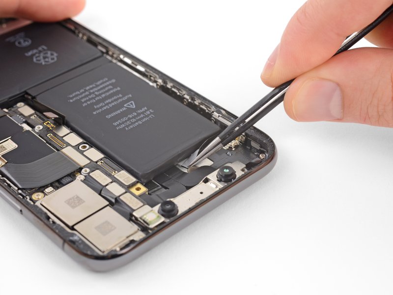 Thay cáp nguồn iPhone Xs Max